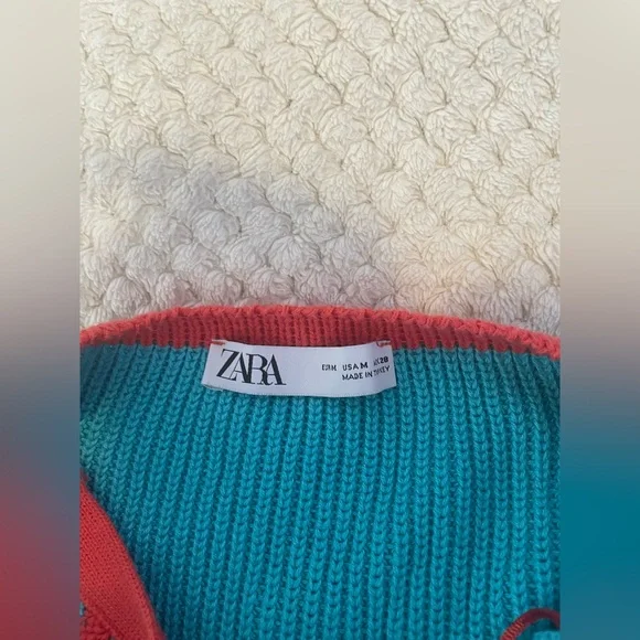 Zara knitted halter top - Picture 3 of 3